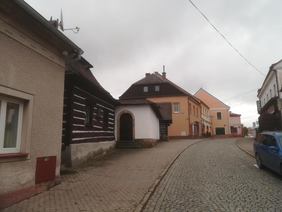 Apartmany Pod Baruncinou Skolou Česká Skalice Exterior foto
